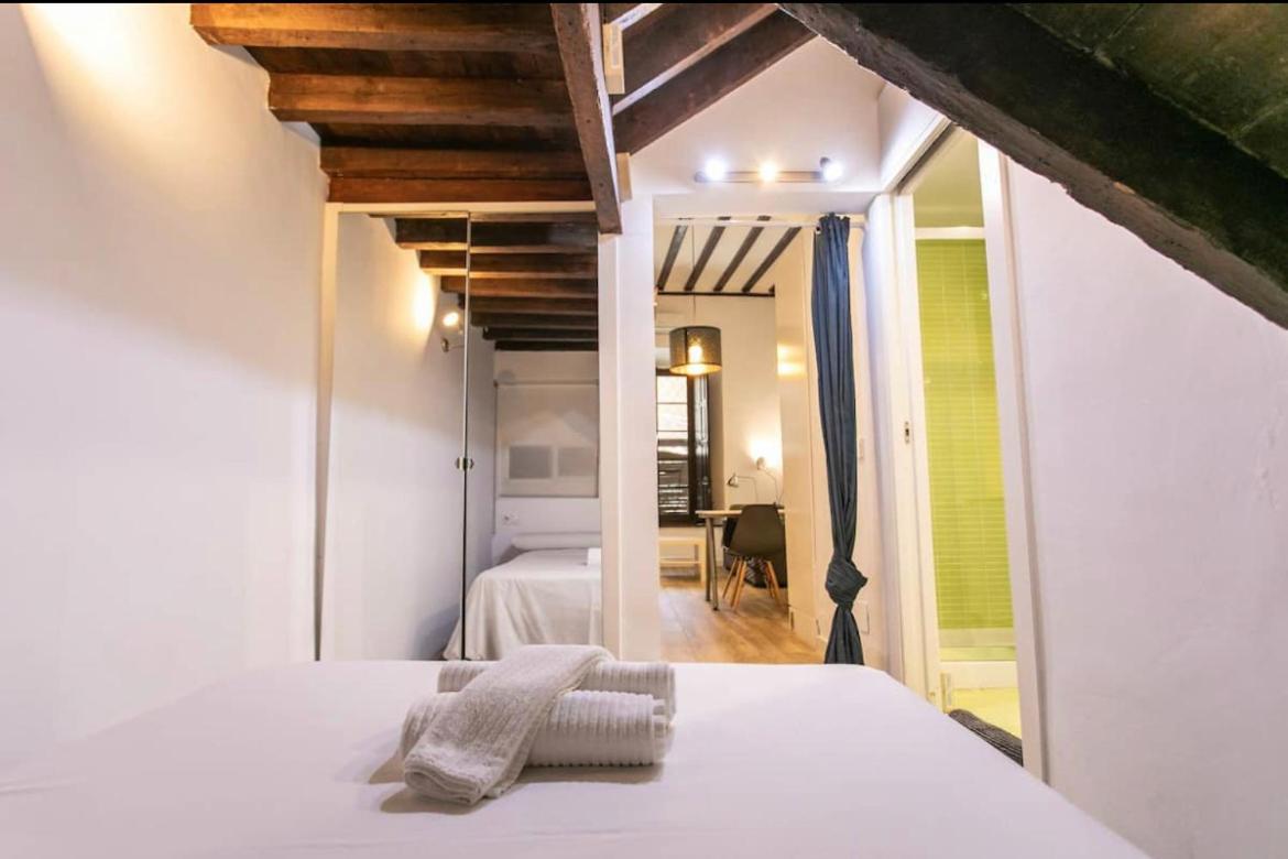 Rooms Postigo Bajo Malaga Bagian luar foto